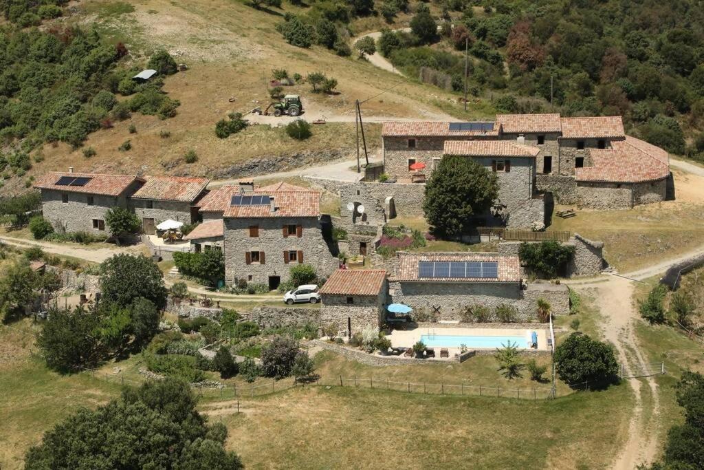 Rouretord Hirondelle Villa Gilhac-et-Bruzac Exteriör bild